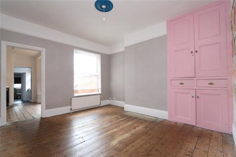 3 bedroom terraced house for sale, Cambridge Street, Wolverton, Milton Keynes, MK12