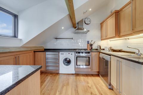 2 bedroom flat to rent, Granary House, 2 Hope Wharf, London, SE16