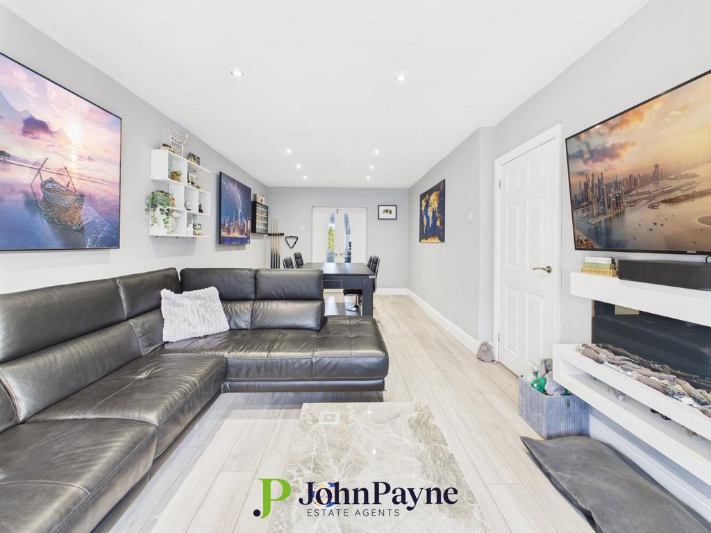 Living / Dining Room