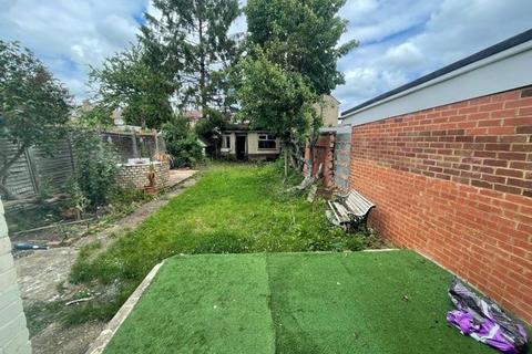 undefined, Norfolk Road, Luton