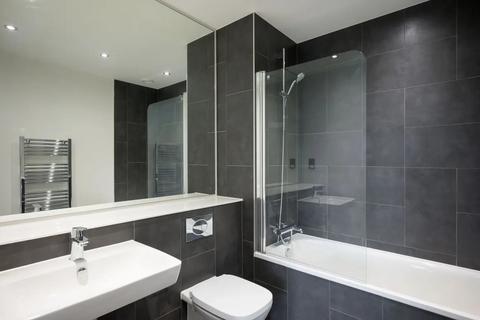 1 bedroom flat to rent, South Side Three Road