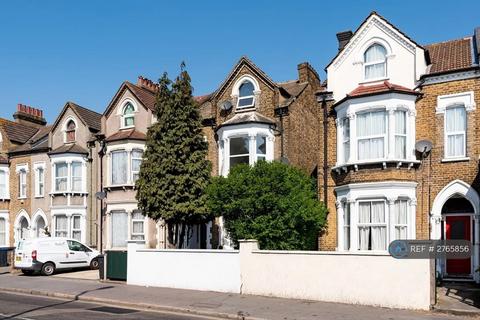 2 bedroom flat to rent, Brigstock Road, Thornton Heath, CR7