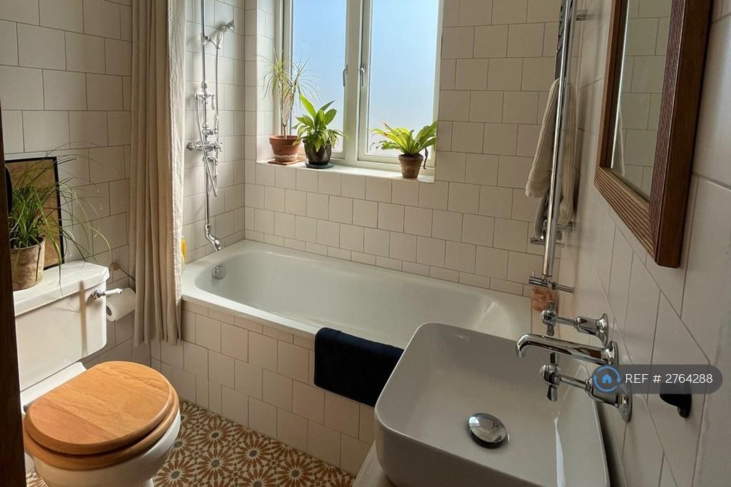 First Floor Bathroom