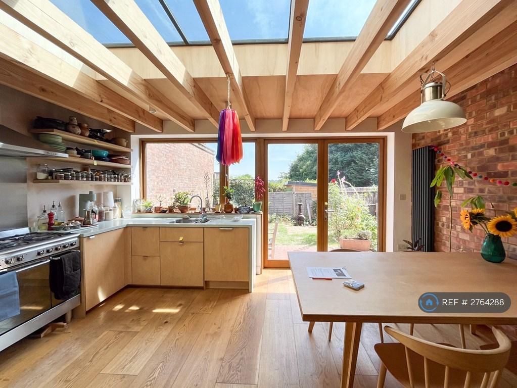 Kitchen &amp; Dining