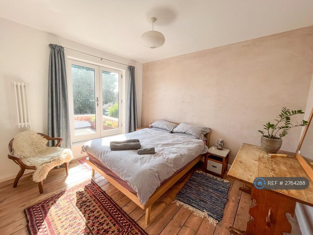 First Floor Rear Double Bedroom