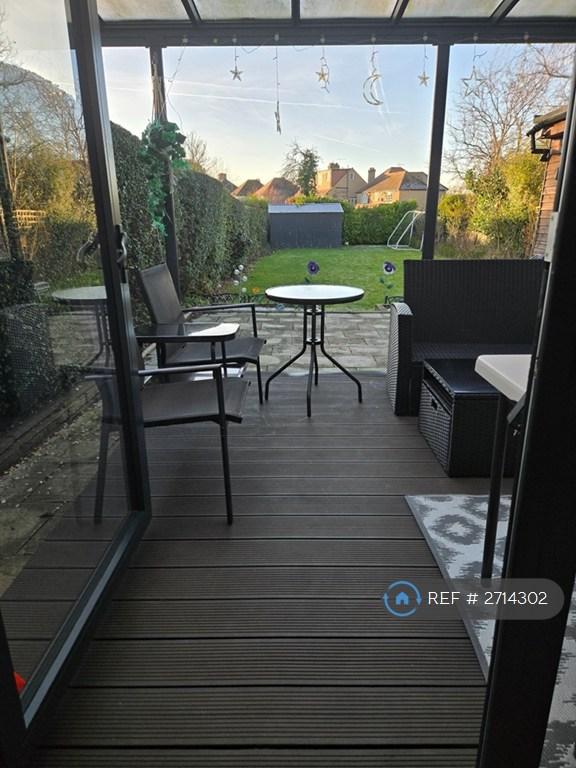 Outer Sitting And Deck