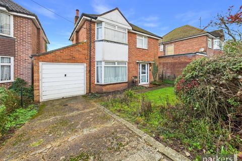 Silverdale Road, Reading RG6