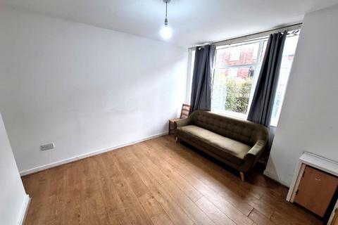 3 bedroom terraced house to rent, Wilson Road, Blackley, Manchester, M9