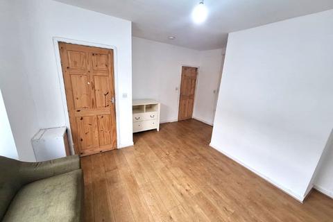 3 bedroom terraced house to rent, Wilson Road, Blackley, Manchester, M9