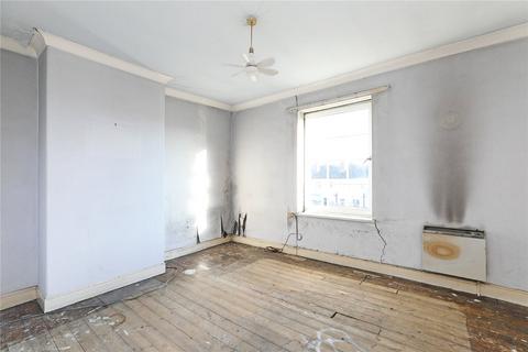 2 bedroom terraced house for sale, Wycliffe Street, Ossett, West Yorkshire, WF5