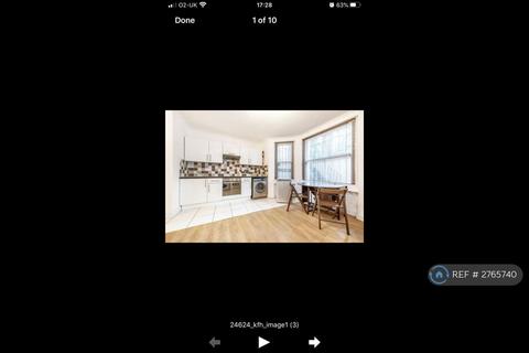 Studio to rent, Holland Road, London, W14