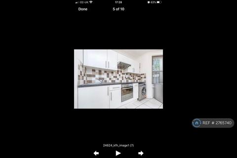 Studio to rent, Holland Road, London, W14