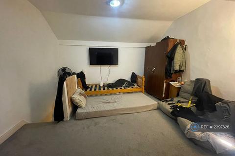 2 bedroom flat to rent, Abbeydale Road, Sheffield, S7