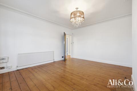 2 bedroom bungalow for sale, Connaught Avenue, Grays