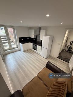 2 bedroom flat to rent, Grove Lane, Leeds, LS6
