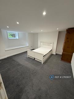 2 bedroom flat to rent, Grove Lane, Leeds, LS6