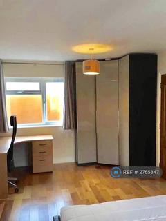 3 bedroom detached house to rent, Pembroke Road, Wembley, HA9