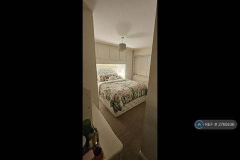 4 bedroom detached house to rent - Chancery Park, Priorslee, Telford, TF2