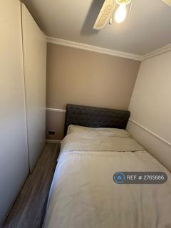 undefined, Dehavilland Close, Yeading, UB5