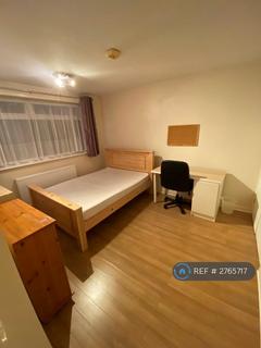 3 bedroom semi-detached house to rent, Swenson Avenue, Nottingham, NG7
