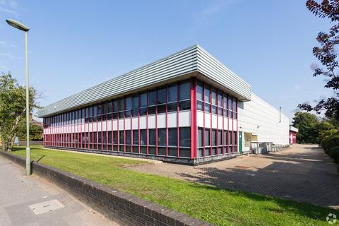 Warehouse to rent, Walnut Tree Clos Guildford GU1 4UG