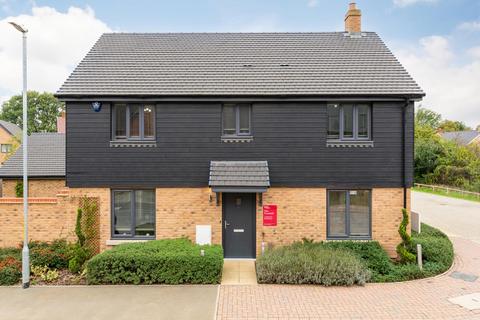 4 bedroom detached house for sale, The Trusdale - Plot 1 at Oakapple Place, Oakapple Place, Bridle Way ME16