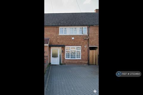 3 bedroom terraced house to rent, Hampden Road, Slough, SL3
