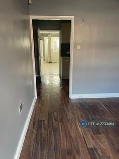 3 bedroom terraced house to rent, Hampden Road, Slough, SL3