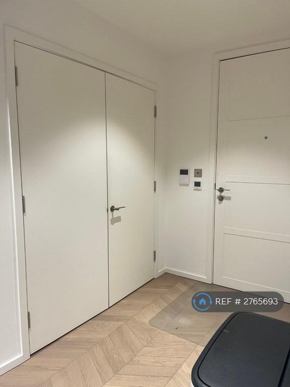 Entry Hallway