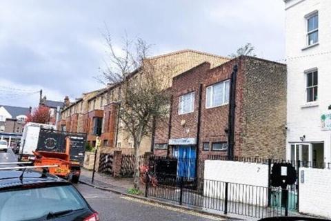 Mixed use for sale, 3-5 Gayford Rd London W12 9BY