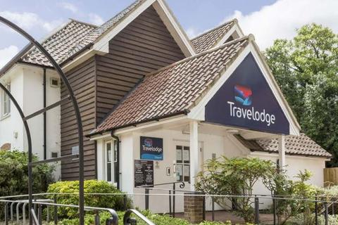 Hospitality for sale - 735 Chigwell Rd Woodford Green IG8 8AS