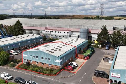 Industrial development to rent, Southmead Park Didcot OX11 7PH