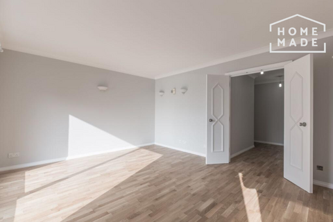 1 bedroom flat to rent, Olympian Court, E14