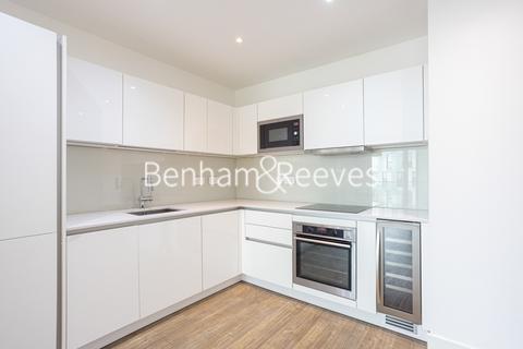 2 bedroom apartment to rent, Cable Walk, Enderby Wharf SE10
