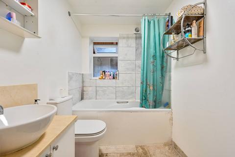 1 bedroom flat for sale, Kings Wood Terrace, Acton Green, London, W4