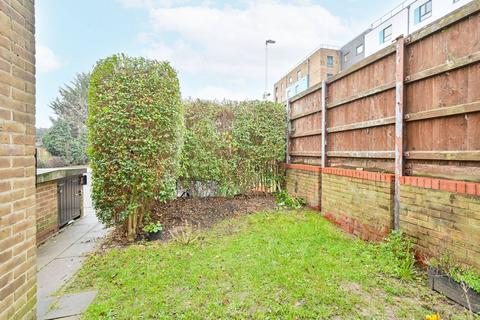 1 bedroom flat for sale, Kingswood Terrace, Chiswick, London, W4