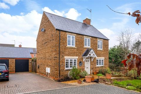 4 bedroom detached house for sale - Henge Close, Banbury OX17