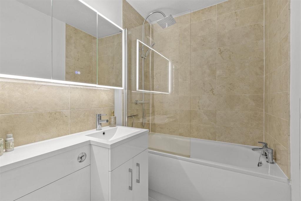 93 Clearbrook Close, HP13 7 BS-2.jpg