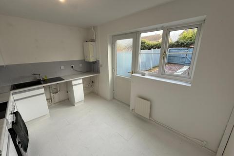 2 bedroom terraced house to rent, Priors Drive, Norfolk NR6