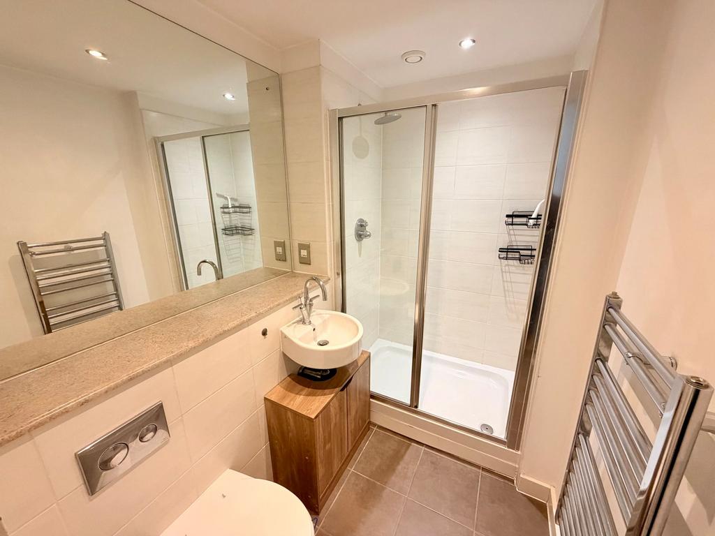 Ensuite