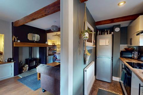 1 bedroom end of terrace house for sale, North Row, Sutton-in-Craven