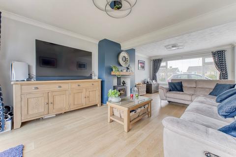 4 bedroom detached bungalow for sale, Middlemarch Road, Dereham