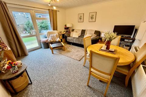 2 bedroom apartment for sale, Waterpump Court, Thorplands, Northampton NN3