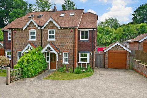 4 bedroom semi-detached house for sale, Well Street, Maidstone ME15