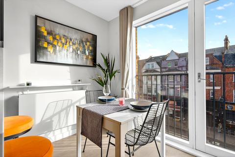 1 bedroom apartment for sale, Seven Sisters Road, London N7