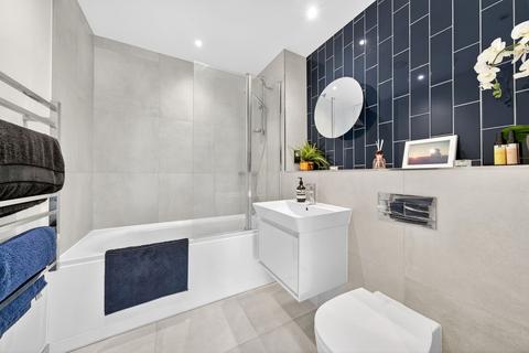 1 bedroom apartment for sale, Seven Sisters Road, London N7