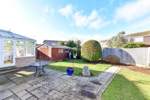 3 bedroom detached bungalow for sale, Lundy Close, Littlehampton BN17