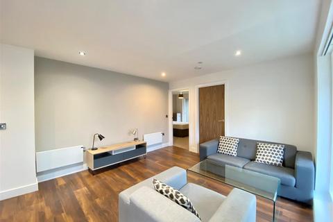 2 bedroom apartment to rent, One Cambridge Street, Manchester