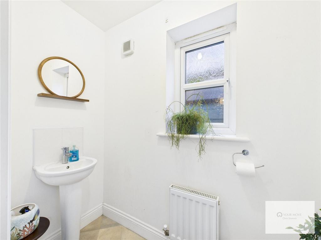 Ground Floor/Wc