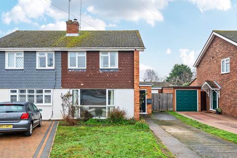 undefined, Magdalen Close, Surrey KT14